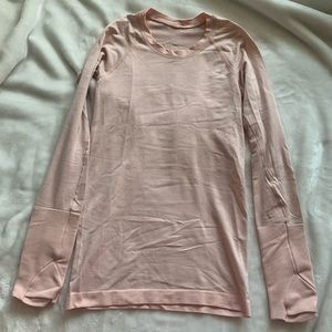 long sleeve swiftly tech, blush pink color, size 2